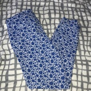 Old Navy blue and white floral print, size 8 tall